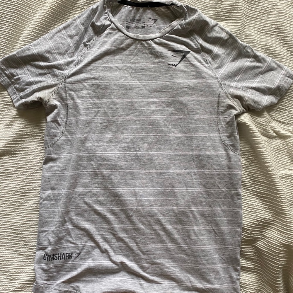 Gym shark tee